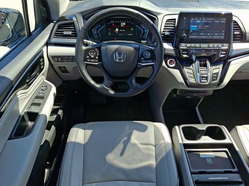 Used 2024 Honda Odyssey Elite image 12
