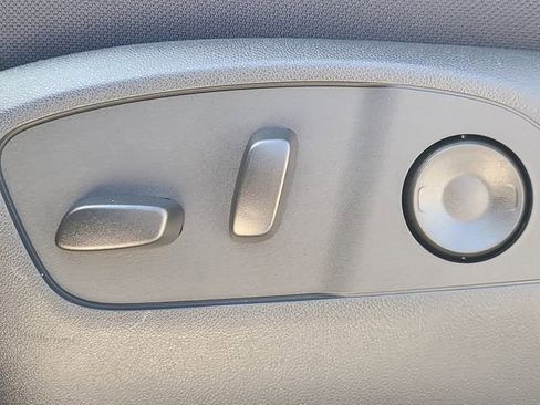 New 2026 Chevrolet Traverse LT image 23