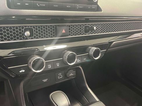 Certified 2023 Honda Civic EX image 24