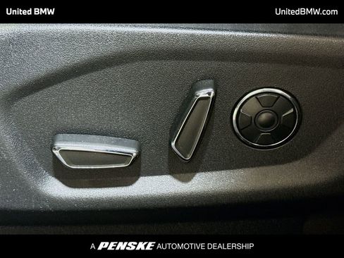 Used 2016 Ford Explorer Limited w/ Equipment Group 301A AWD/4WD image 4