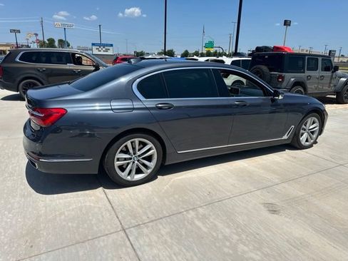Used 2016 BMW 750i xDrive AWD/4WD image 15