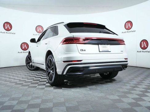 Used 2023 Audi Q8 Premium Plus AWD/4WD image 6