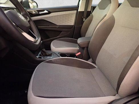 Used 2023 Volkswagen Taos S image 11