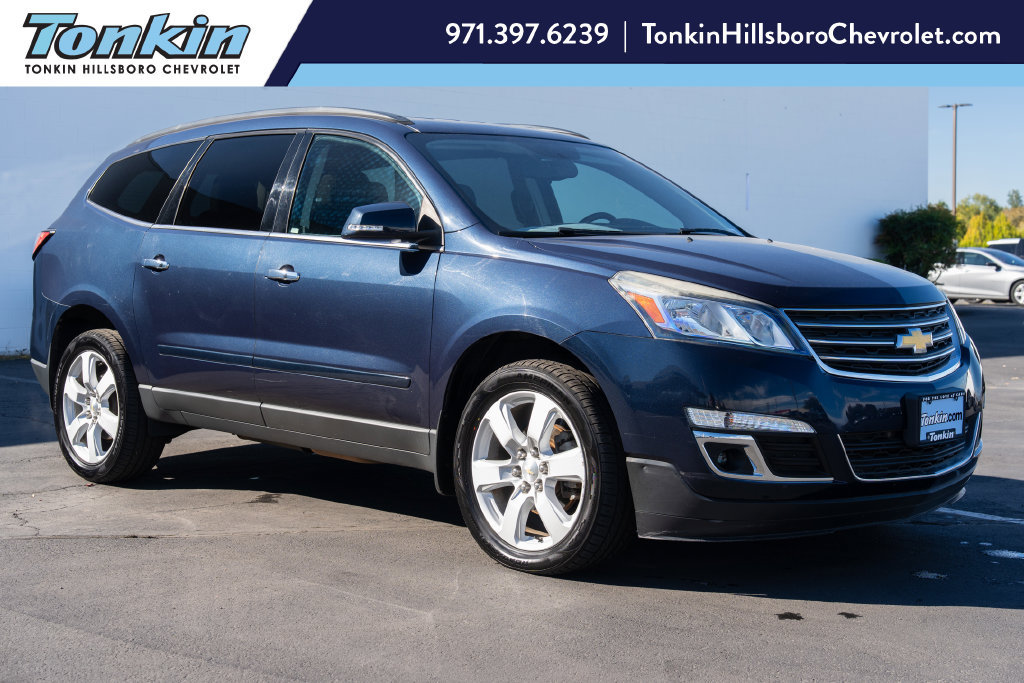 Used 2017 Chevrolet Traverse LT w/ Style and Technology Package AWD/4WD image 1