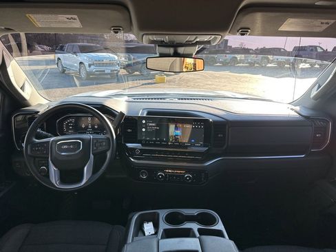 Used 2022 GMC Sierra 1500 Elevation image 11