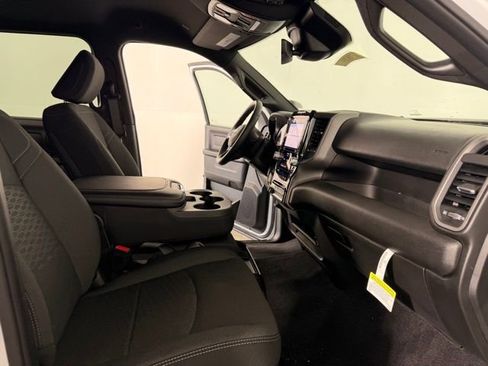 New 2026 RAM 2500 Tradesman AWD/4WD image 32