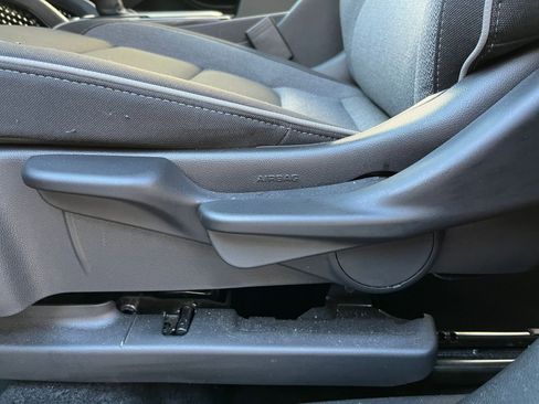 Used 2025 Chevrolet TrailBlazer LT image 23