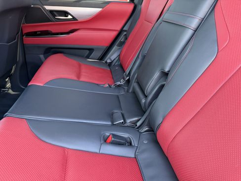 Used 2024 Lexus LX 600 F Sport image 17