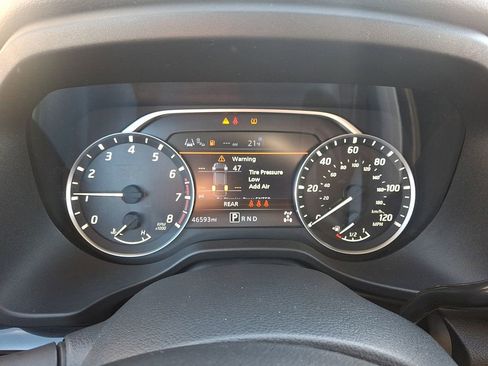 Certified 2023 Nissan Titan SV w/ SV Convenience Package image 19