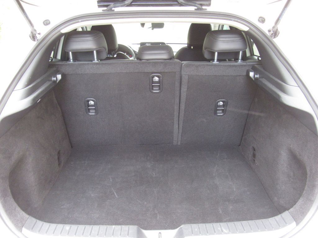 Used 2025 MAZDA CX-30 AWD 2.5 S w/ Preferred Package image 21