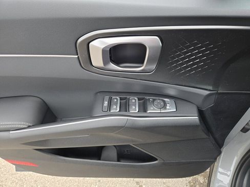 New 2026 Kia Sorento S FWD image 10