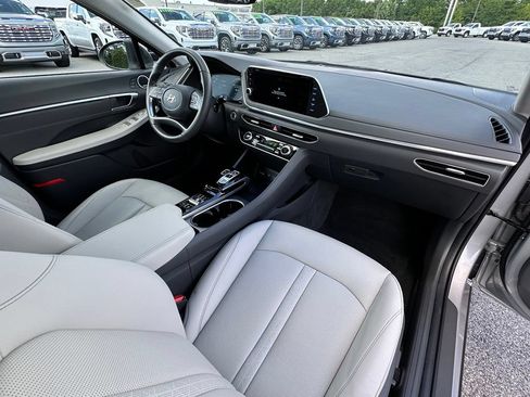 Used 2023 Hyundai Sonata Limited FWD image 14