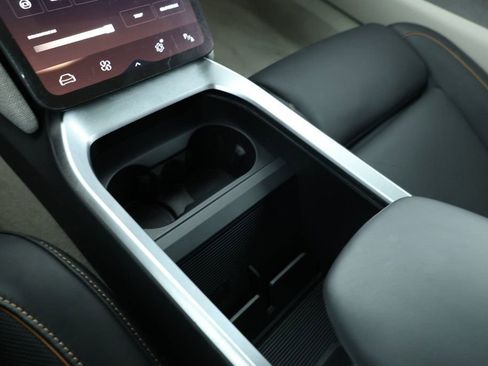 Used 2023 Lucid Air Touring image 15