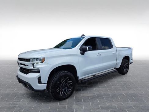 Used 2021 Chevrolet Silverado 1500 RST w/ Convenience Package II AWD/4WD image 3
