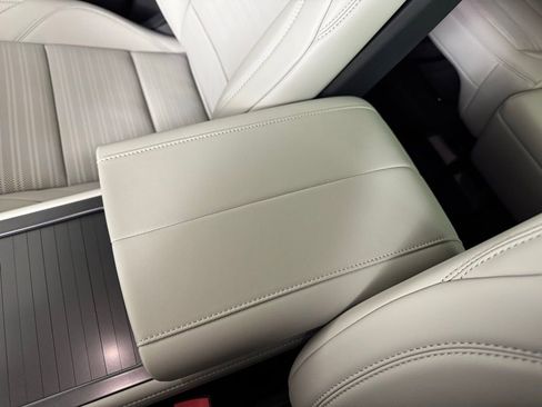 New 2026 Lincoln Nautilus Reserve image 32