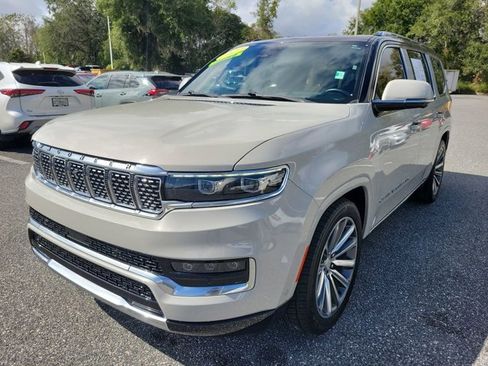 Used 2022 Jeep Grand Wagoneer Series II w/ Premium Group II image 14