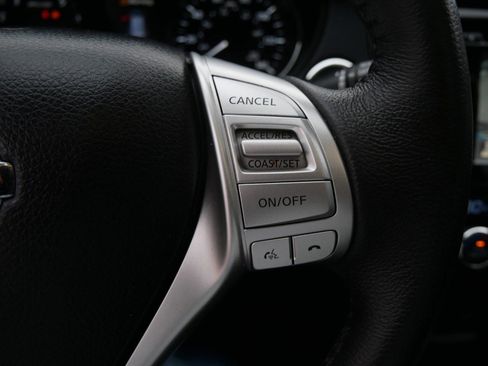 Used 2015 Nissan Rogue SL w/ SL Premium Package image 26