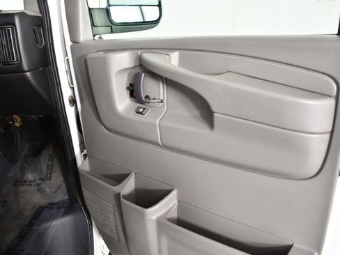 Used 2013 Chevrolet Express 3500 LT w/ LT Preferred Equipment Group RWD image 37