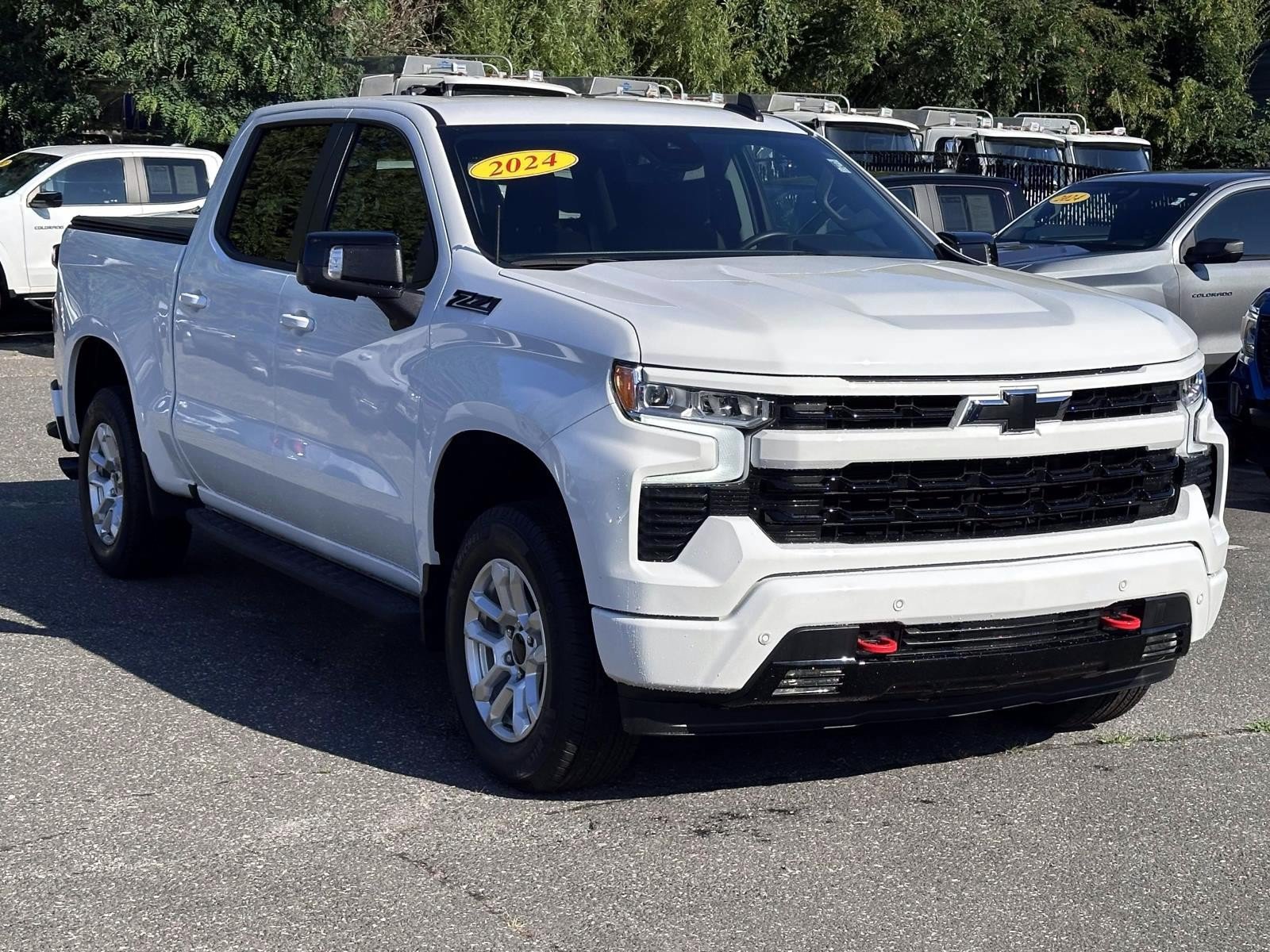 Used 2024 Chevrolet Silverado 1500 RST w/ Convenience Package II AWD/4WD image 5