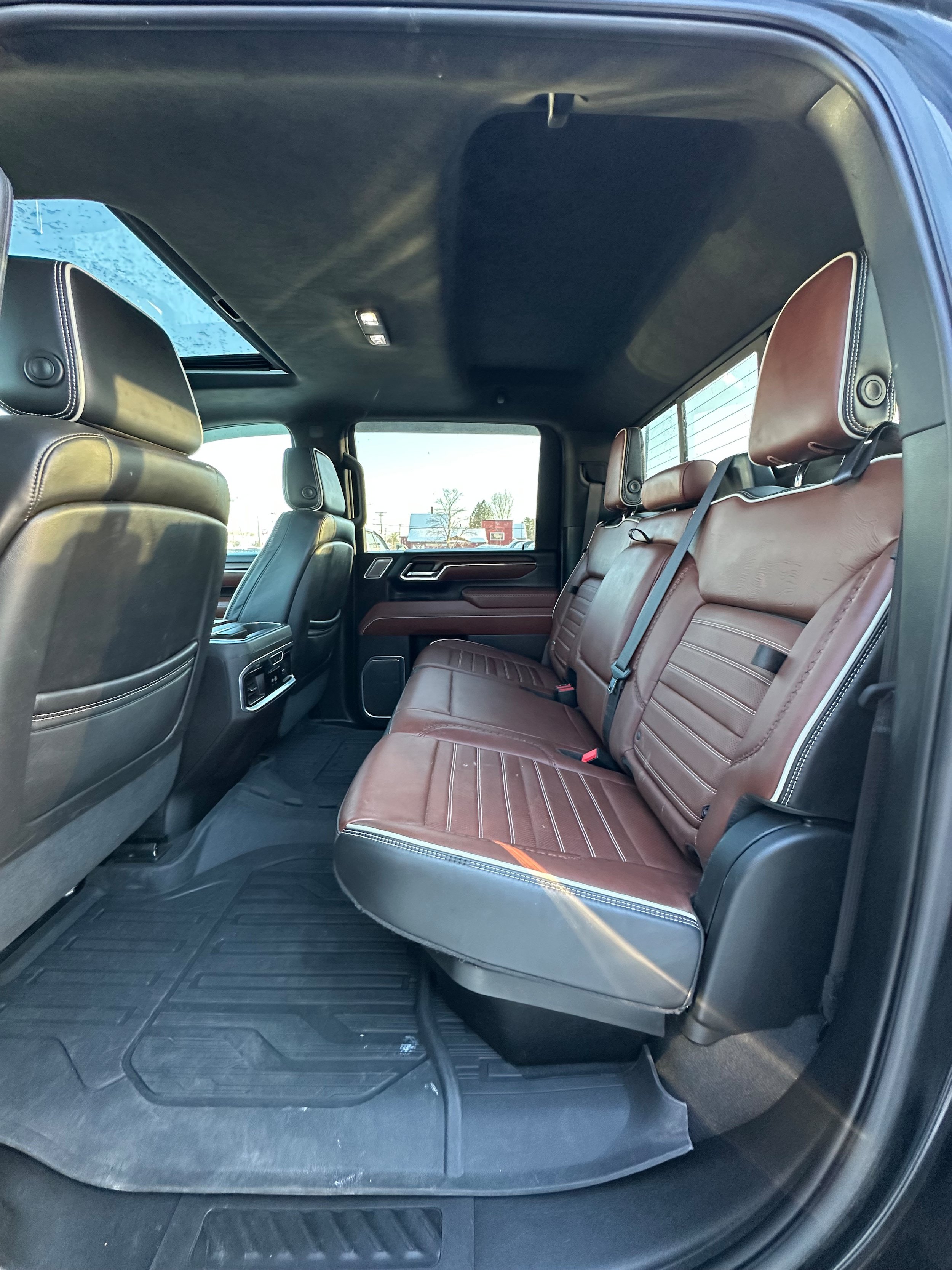 Used 2024 GMC Sierra 2500 Denali Ultimate AWD/4WD image 22