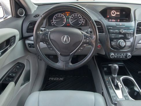 Used 2017 Acura RDX Sport Utility 4D image 4