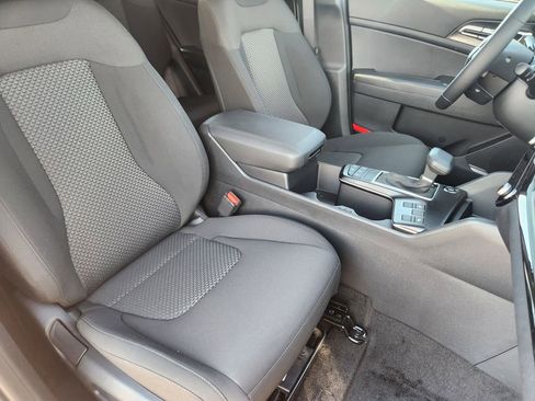 New 2026 Kia Sportage LX image 14