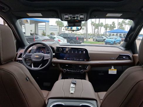 New 2026 Chevrolet Tahoe High Country w/ LPO, Illumination Package RWD image 12