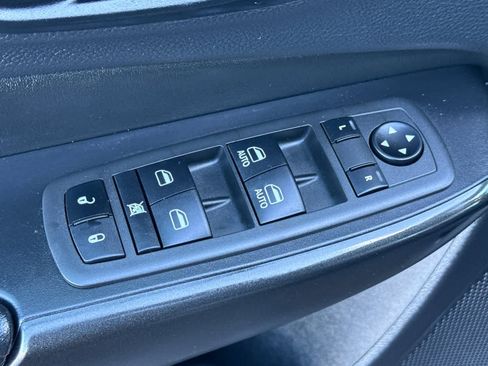 Used 2022 Jeep Cherokee Trailhawk w/ Premium Leather Package image 13