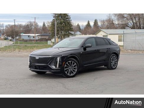 Used 2025 Cadillac Lyriq Sport image 1