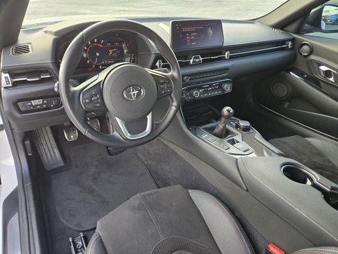 Used 2024 Toyota Supra image 11