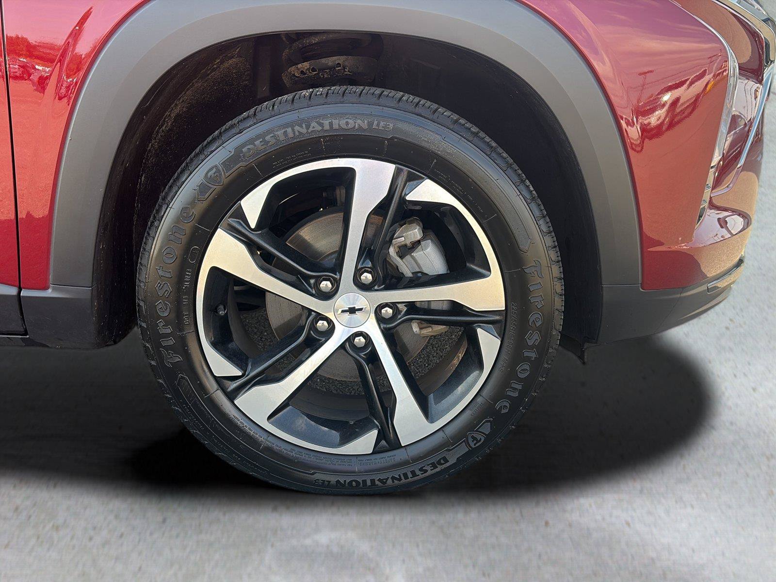 Used 2025 Chevrolet Trax RS FWD image 50