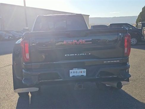Used 2023 GMC Sierra 3500 Denali w/ Denali Ultimate Package image 7
