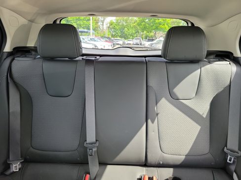 Used 2024 Buick Encore GX Preferred image 14