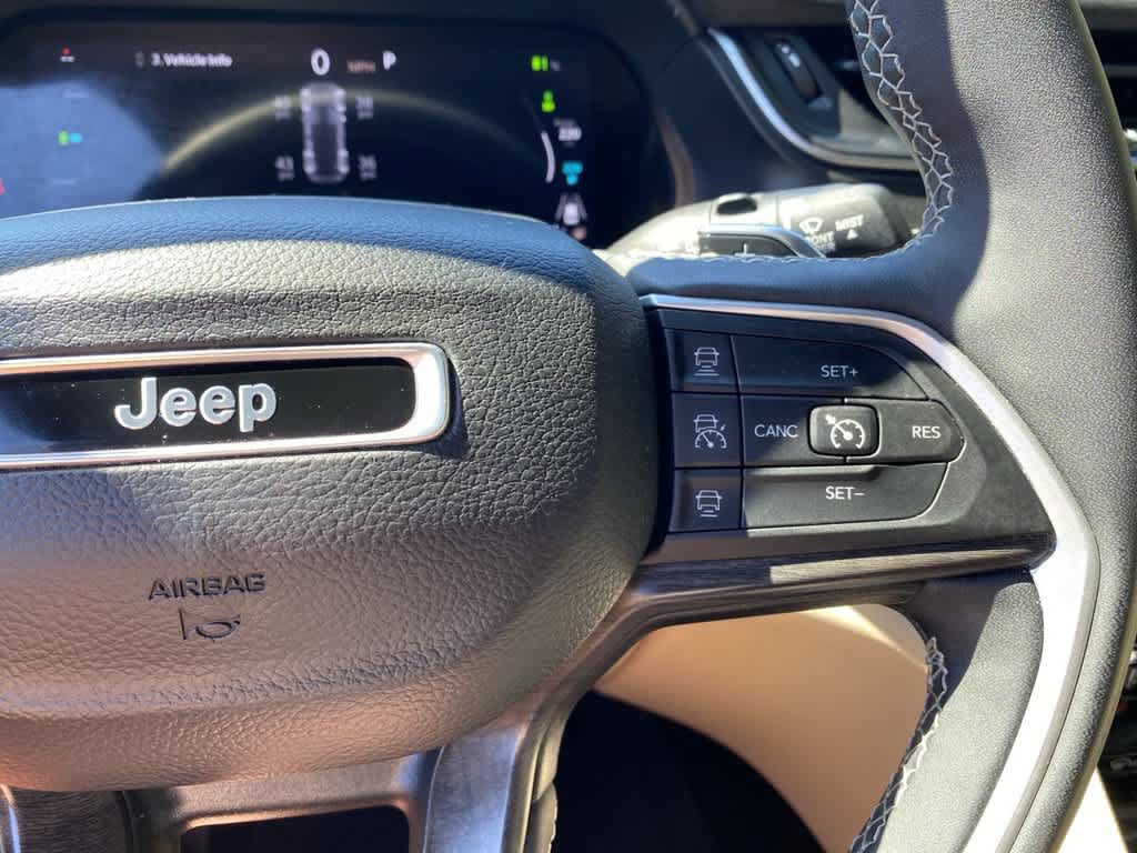 Used 2024 Jeep Grand Cherokee Limited 4xe AWD/4WD image 21