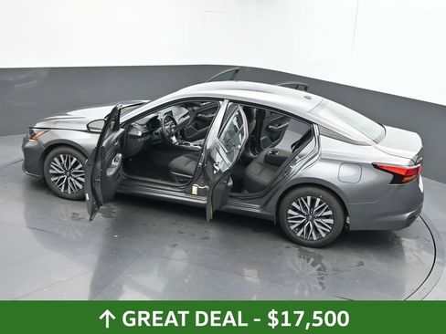 Used 2023 Nissan Altima 2.5 SV image 62