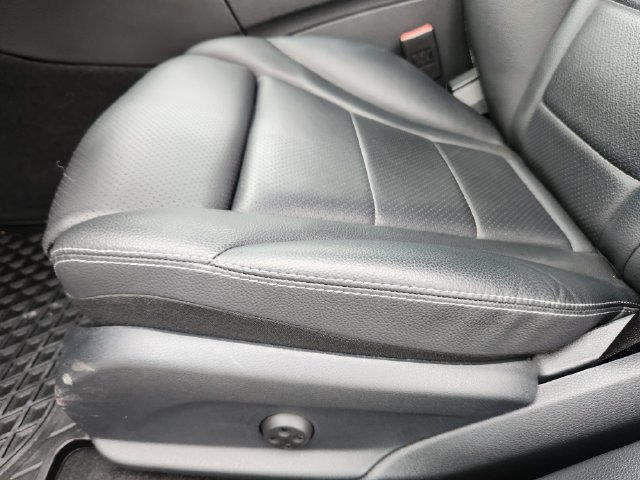 Used 2018 Mercedes-Benz C 300 4MATIC Sedan image 26