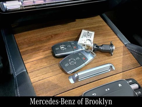 Used 2025 Mercedes-Benz GLE 450 4MATIC image 17