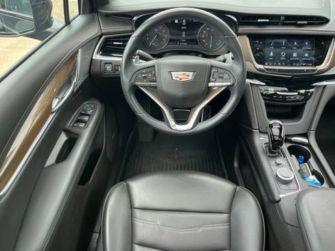 Certified 2023 Cadillac XT6 Sport w/ Platinum Package AWD/4WD image 37