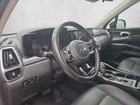 Used 2021 Kia Sorento SX FWD image 9