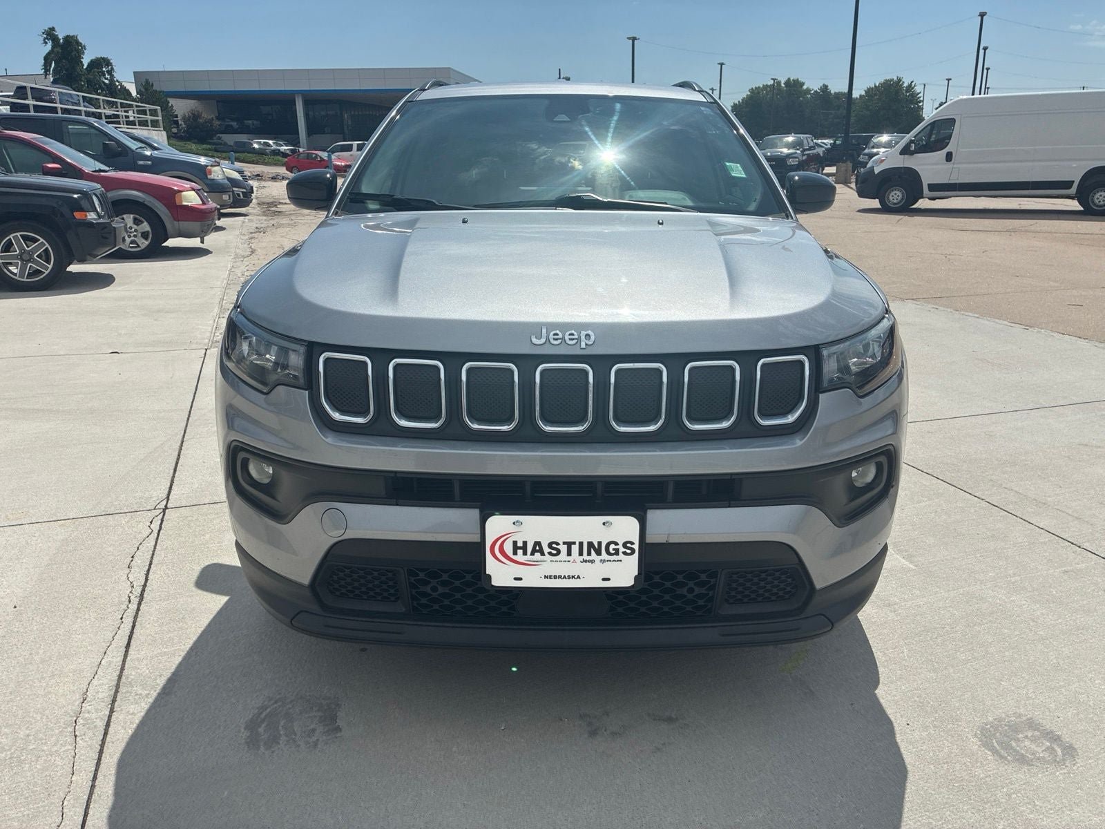 Used 2022 Jeep Compass Latitude w/ Convenience Group FWD image 8