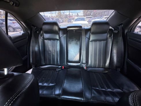 Used 2016 Chrysler 300 S AWD/4WD image 15