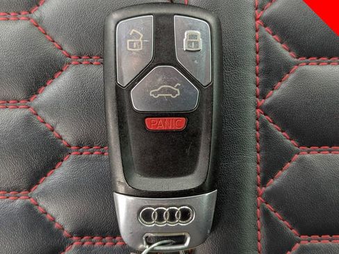 Used 2019 Audi TT RS w/ Technology Package image 31