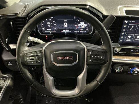 Used 2024 GMC Sierra 1500 Elevation AWD/4WD image 17