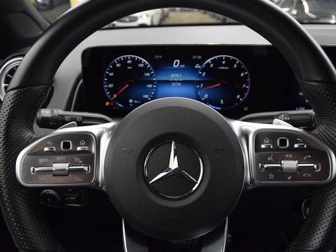 Used 2023 Mercedes-Benz GLB 250 image 22