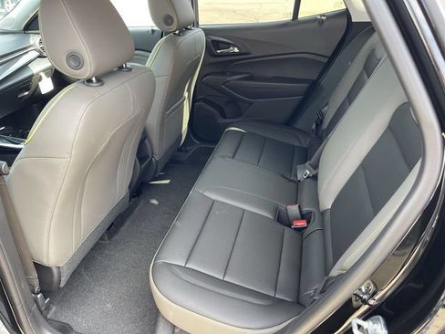 New 2026 Chevrolet Trax ACTIV w/ Sunroof Package FWD image 13