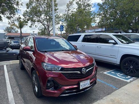 Used 2022 Buick Encore GX Select w/ Experience Buick Package FWD image 2