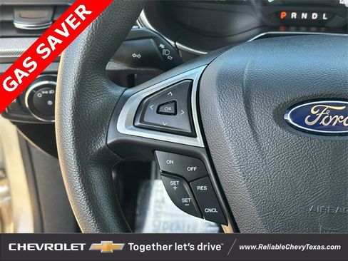 Used 2018 Ford Fusion S image 15