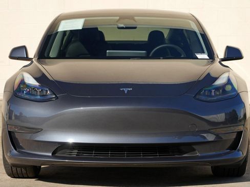 Used 2023 Tesla Model 3 Standard Range RWD image 7