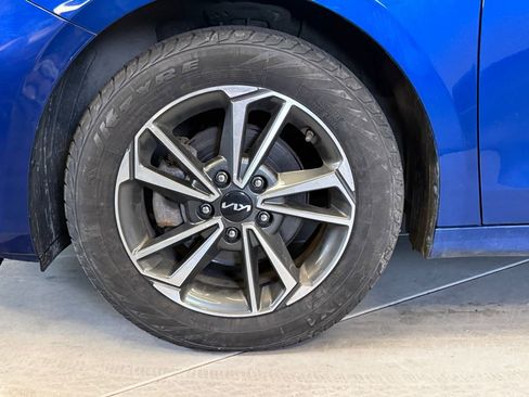 Used 2023 Kia Forte LXS w/ LXS Technology Package FWD image 25