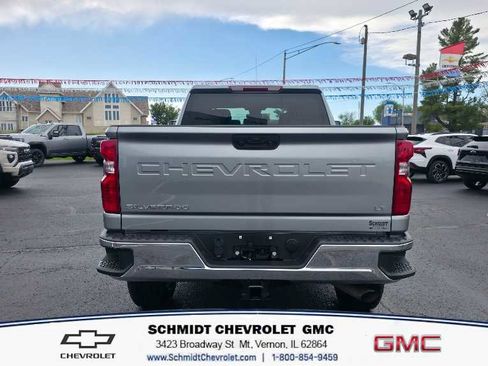 Used 2025 Chevrolet Silverado 2500 LT image 6